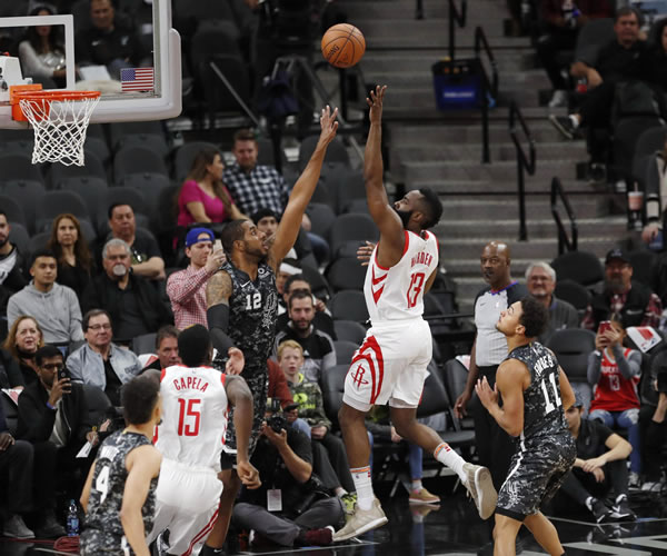 3日上午NBA常规赛东部步行者主战西部火箭